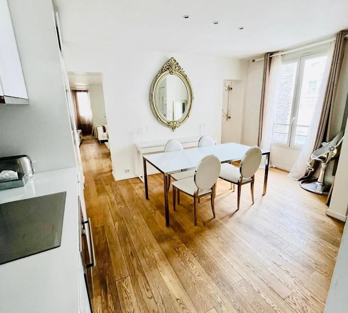 Apartament Grand Loft Proche Sacre Coeur Gare Du Nord Paryż