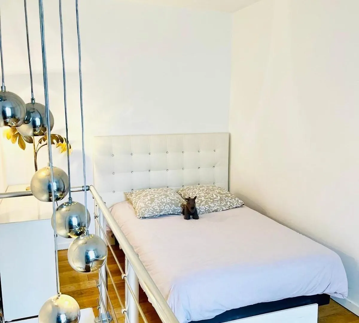 Apartament Grand Loft Proche Sacre Coeur Gare Du Nord Paryż 0*,